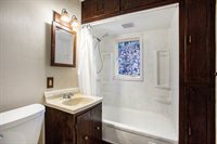 1021 Myrtle Street NW, Grand Rapids, MI 49504