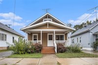 1021 Myrtle Street NW, Grand Rapids, MI 49504