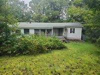 190 Dinsmore Rd Road, Sidney, ME 04330