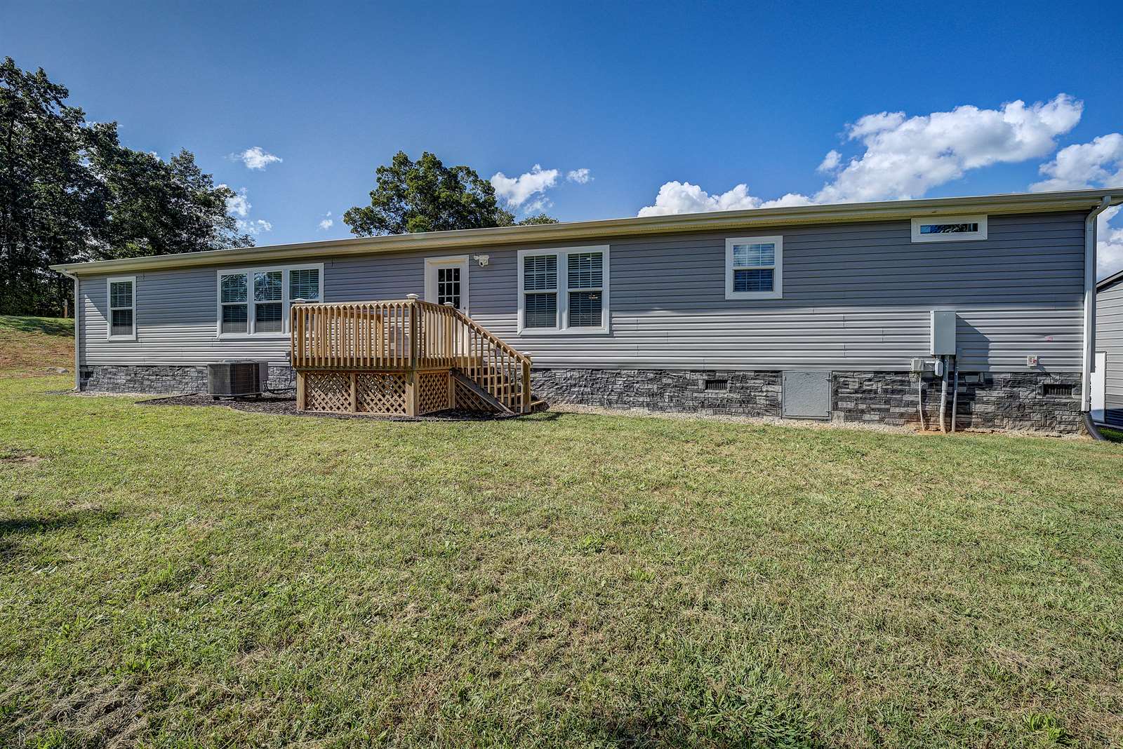 170 Creekview Way, Rogersville, TN 37857