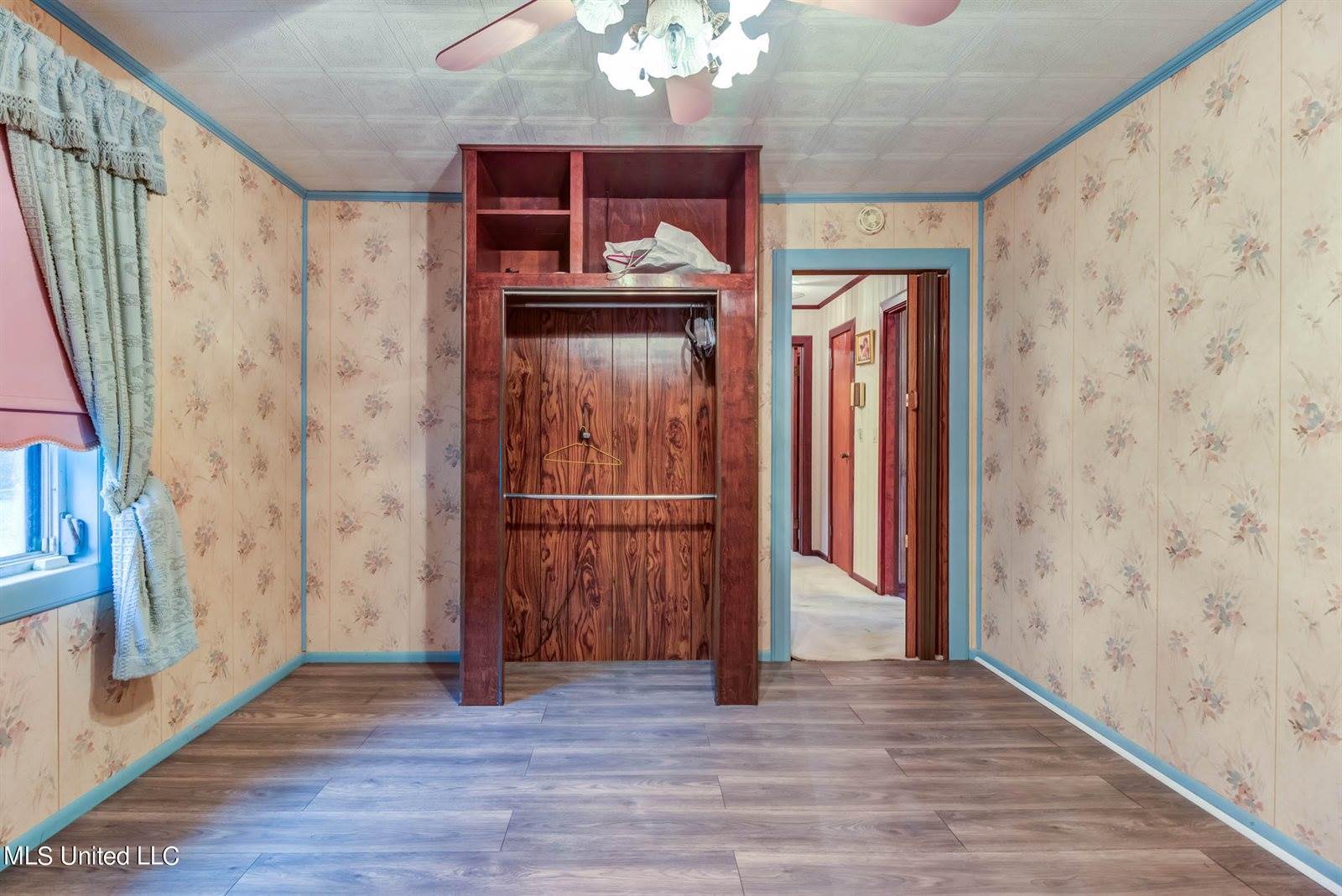 23 East Mchenry Road, McHenry, MS 39561