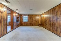 23 East Mchenry Road, McHenry, MS 39561