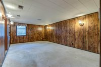 23 East Mchenry Road, McHenry, MS 39561