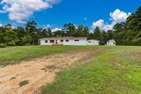 23 East Mchenry Road, McHenry, MS 39561