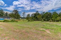 23 East Mchenry Road, McHenry, MS 39561