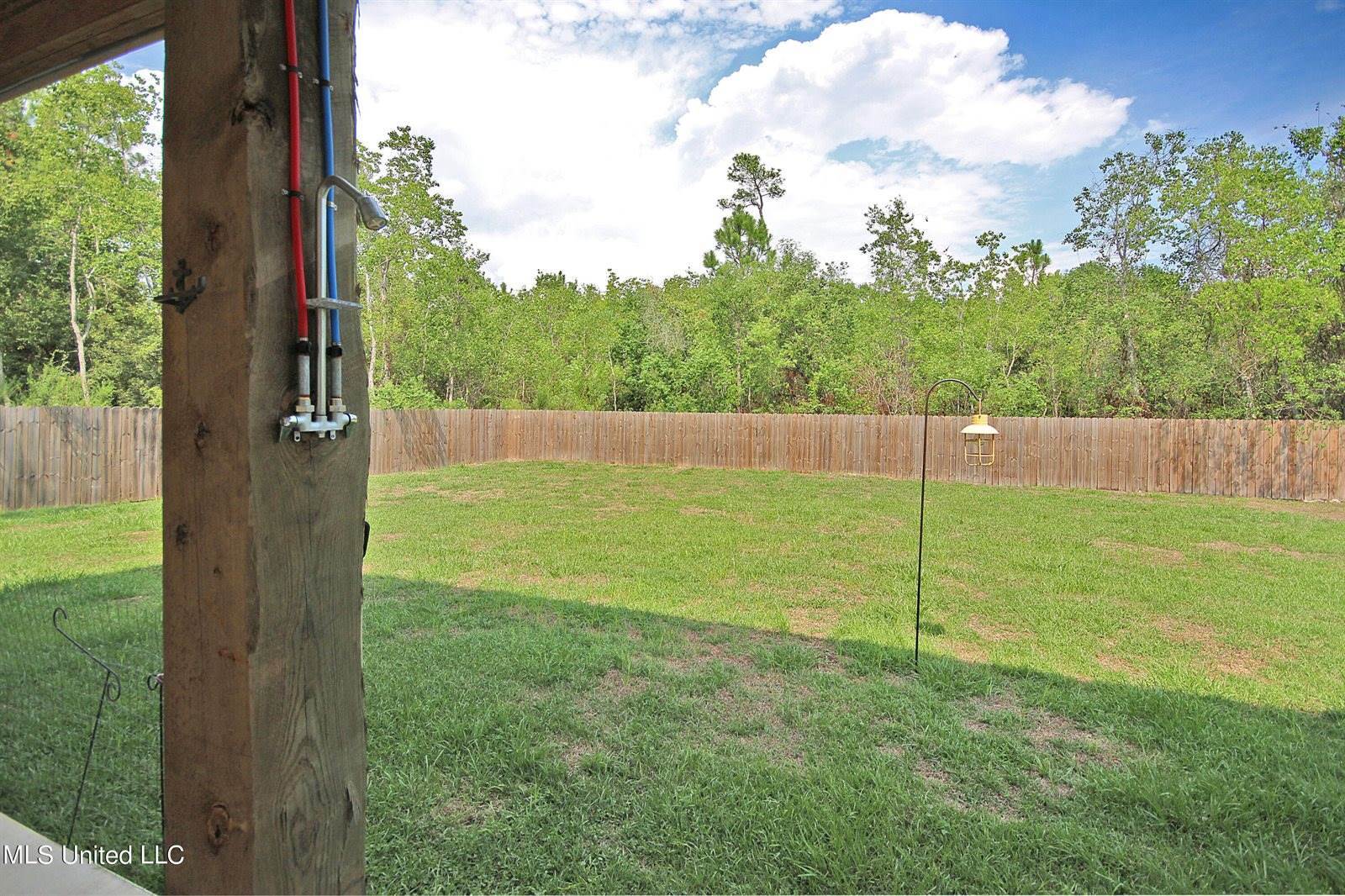 124 Lafitte Drive, Waveland, MS 39576