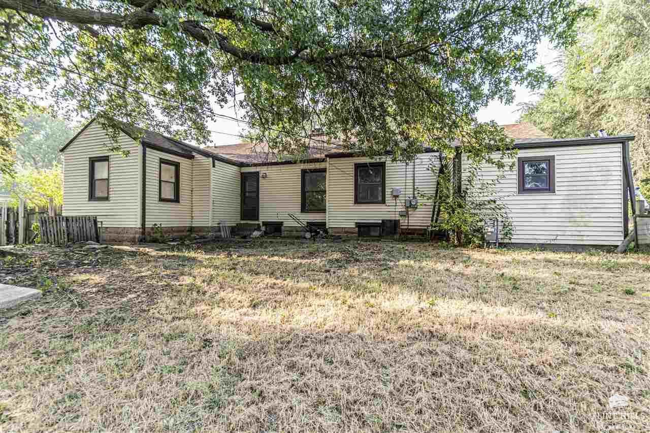 640 W Chestnut, Junction City, KS 66441