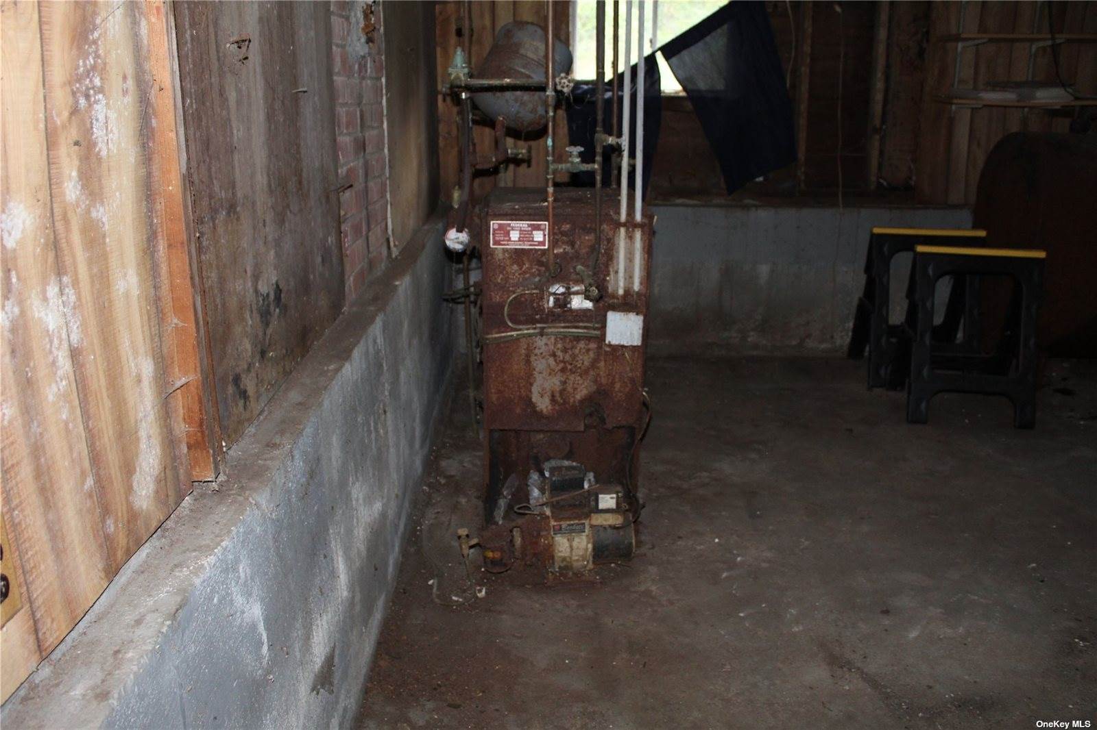 49 Circle Drive, Wheatley Heights, NY 11798