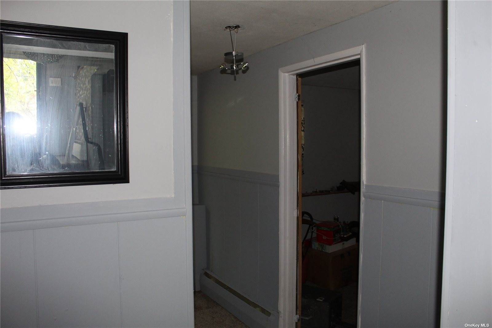 49 Circle Drive, Wheatley Heights, NY 11798