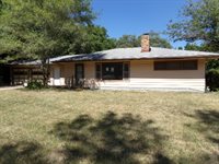 550 NW 62nd St, Topeka, KS 66617