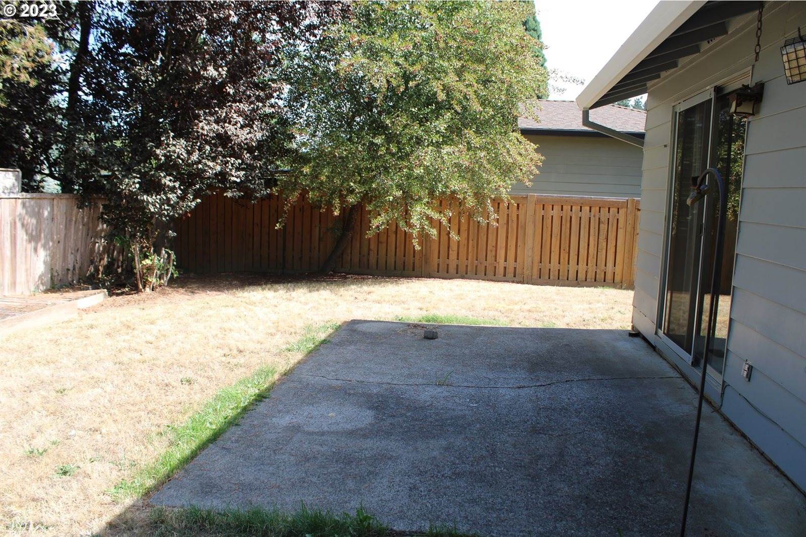 18625 SW Viking Ct, Aloha, OR 97007