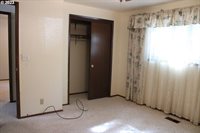 18625 SW Viking Ct, Aloha, OR 97007