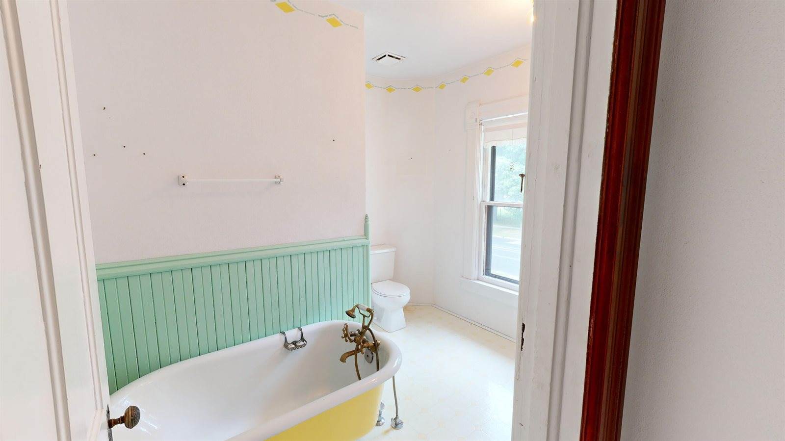 408 S Main St, Fort Atkinson, WI 53538