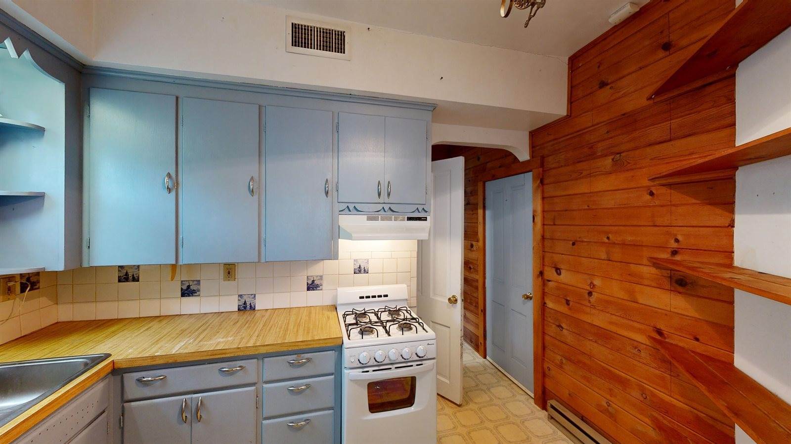 408 S Main St, Fort Atkinson, WI 53538