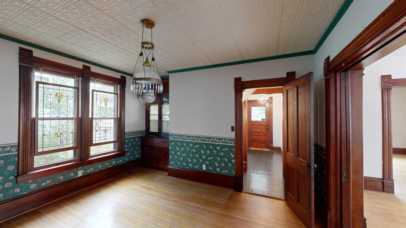 408 S Main St, Fort Atkinson, WI 53538