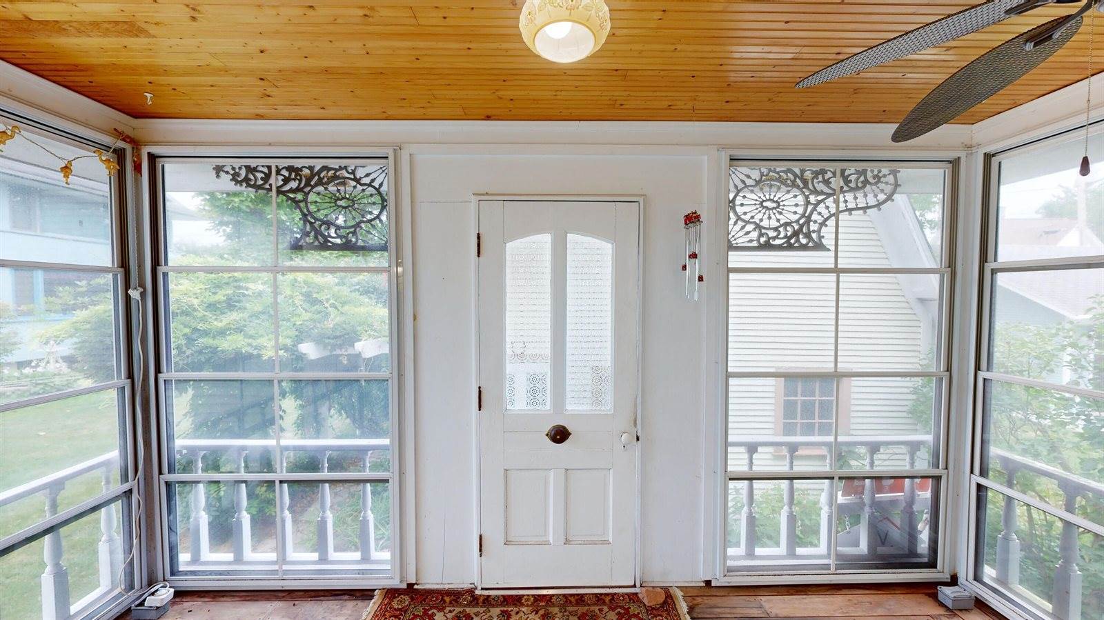 408 S Main St, Fort Atkinson, WI 53538