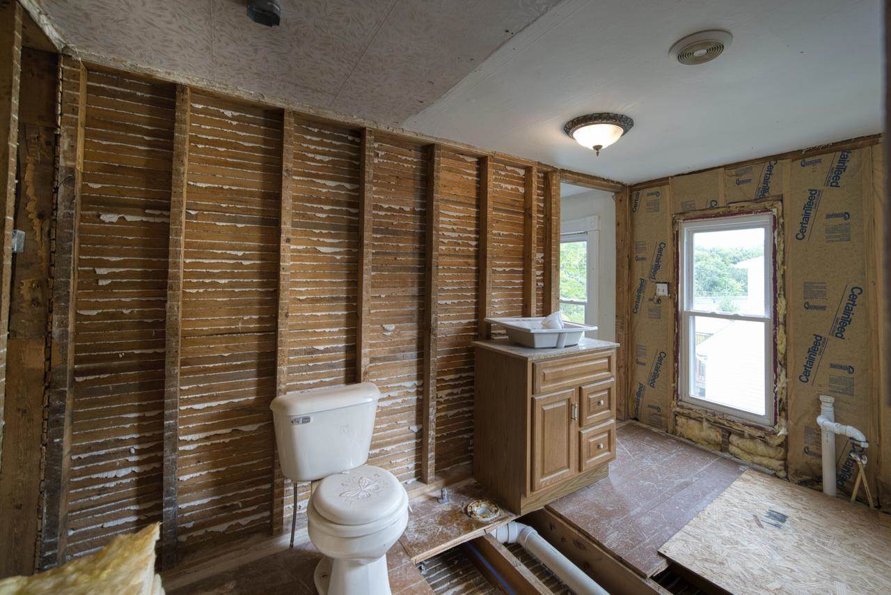 143 Mill St, Waterloo, WI 53594