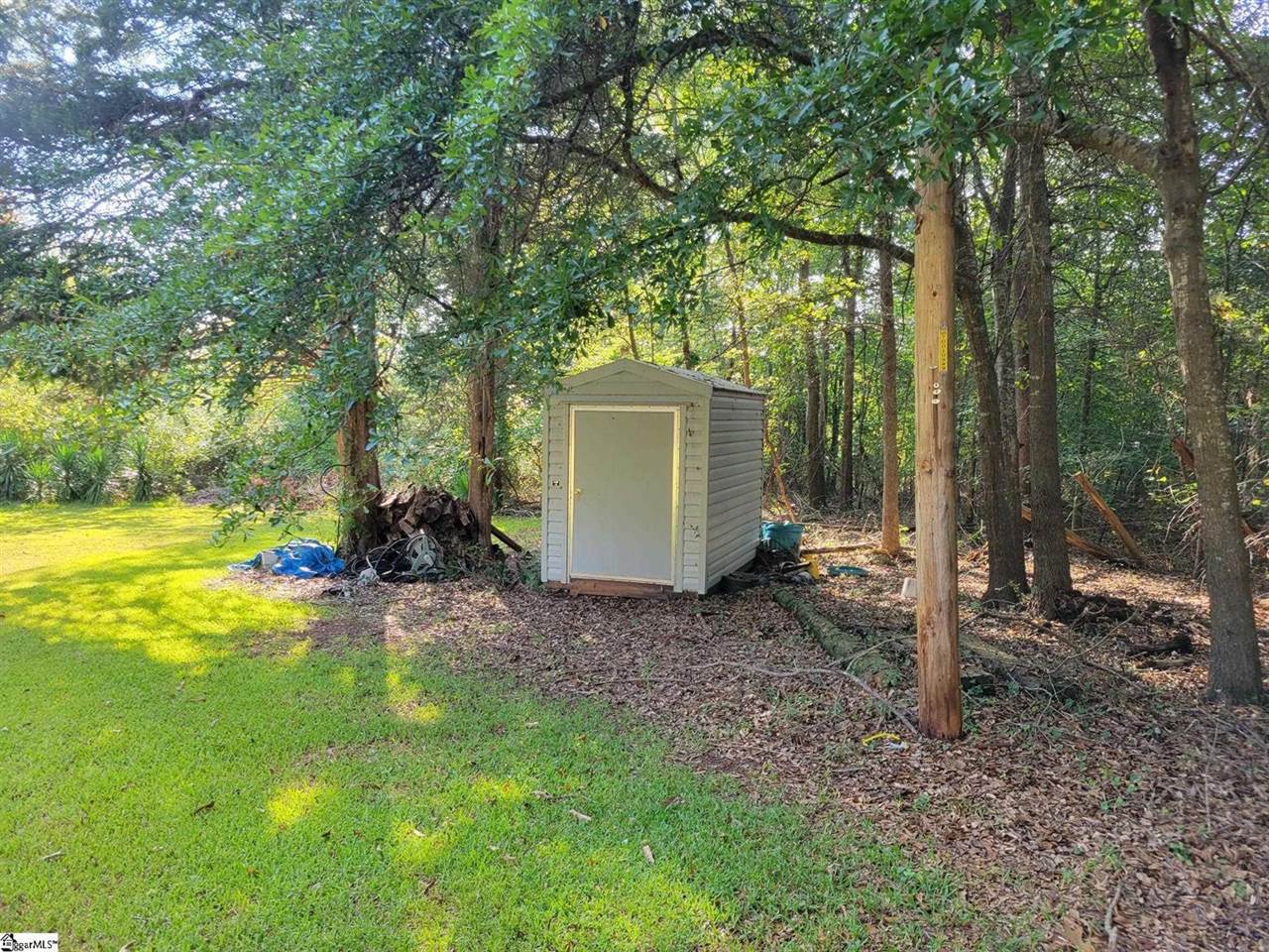 482 East Jerry, Laurens, SC 29360