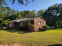 482 East Jerry, Laurens, SC 29360