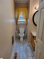 482 East Jerry, Laurens, SC 29360