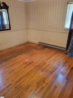 482 East Jerry, Laurens, SC 29360