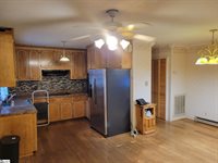 482 East Jerry, Laurens, SC 29360