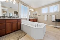 5276 Fern Ridge Cir, Discovery Bay, CA 94505