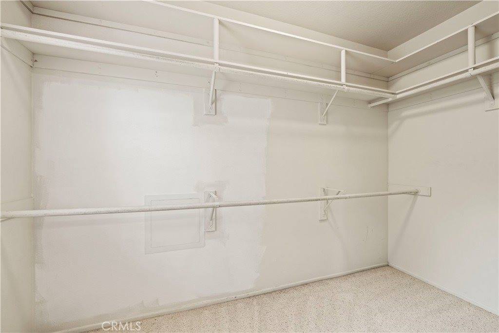 22633 Copper Hill Drive, Saugus, CA 91350