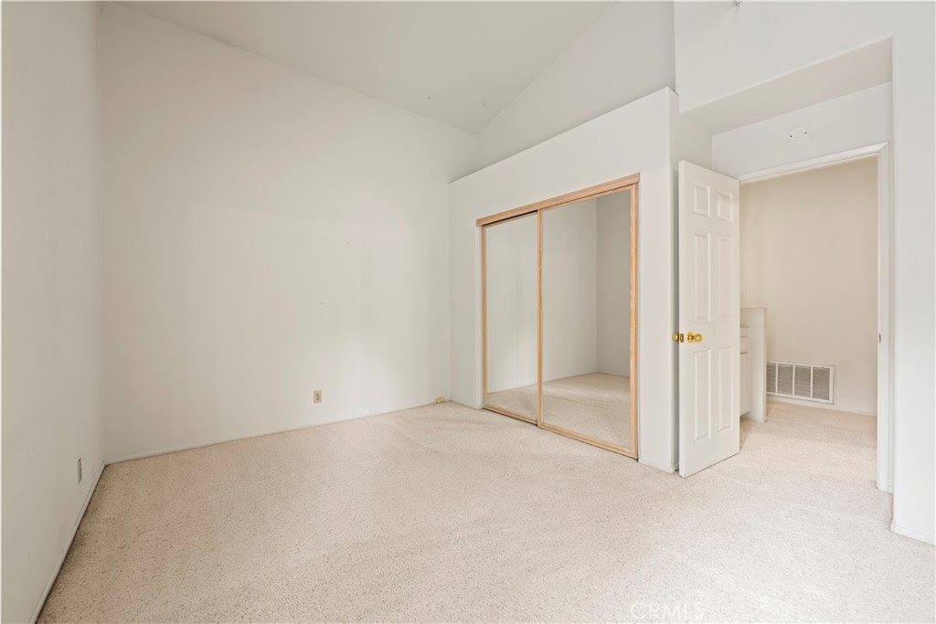 22633 Copper Hill Drive, Saugus, CA 91350