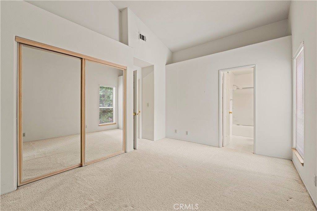 22633 Copper Hill Drive, Saugus, CA 91350