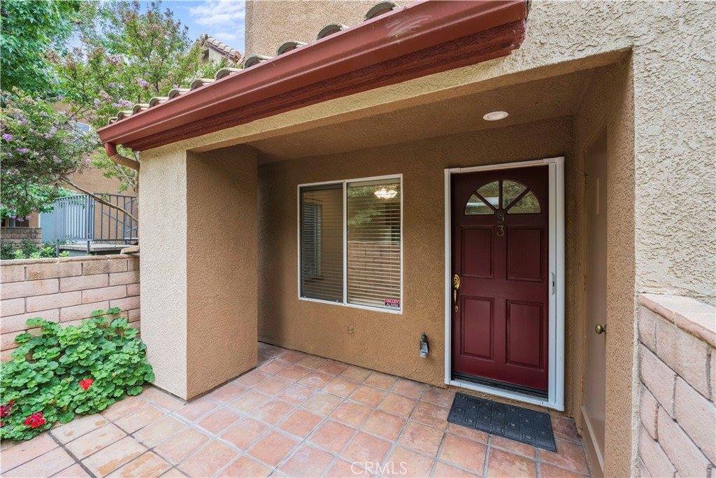 22633 Copper Hill Drive, Saugus, CA 91350
