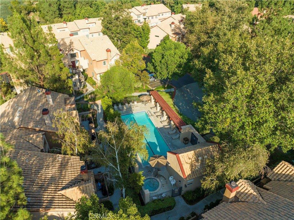 22633 Copper Hill Drive, Saugus, CA 91350