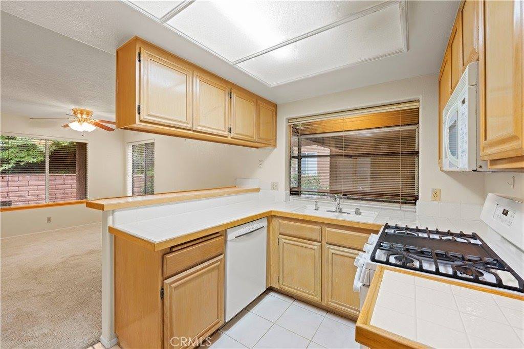 22633 Copper Hill Drive, Saugus, CA 91350