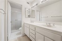 22633 Copper Hill Drive, Saugus, CA 91350