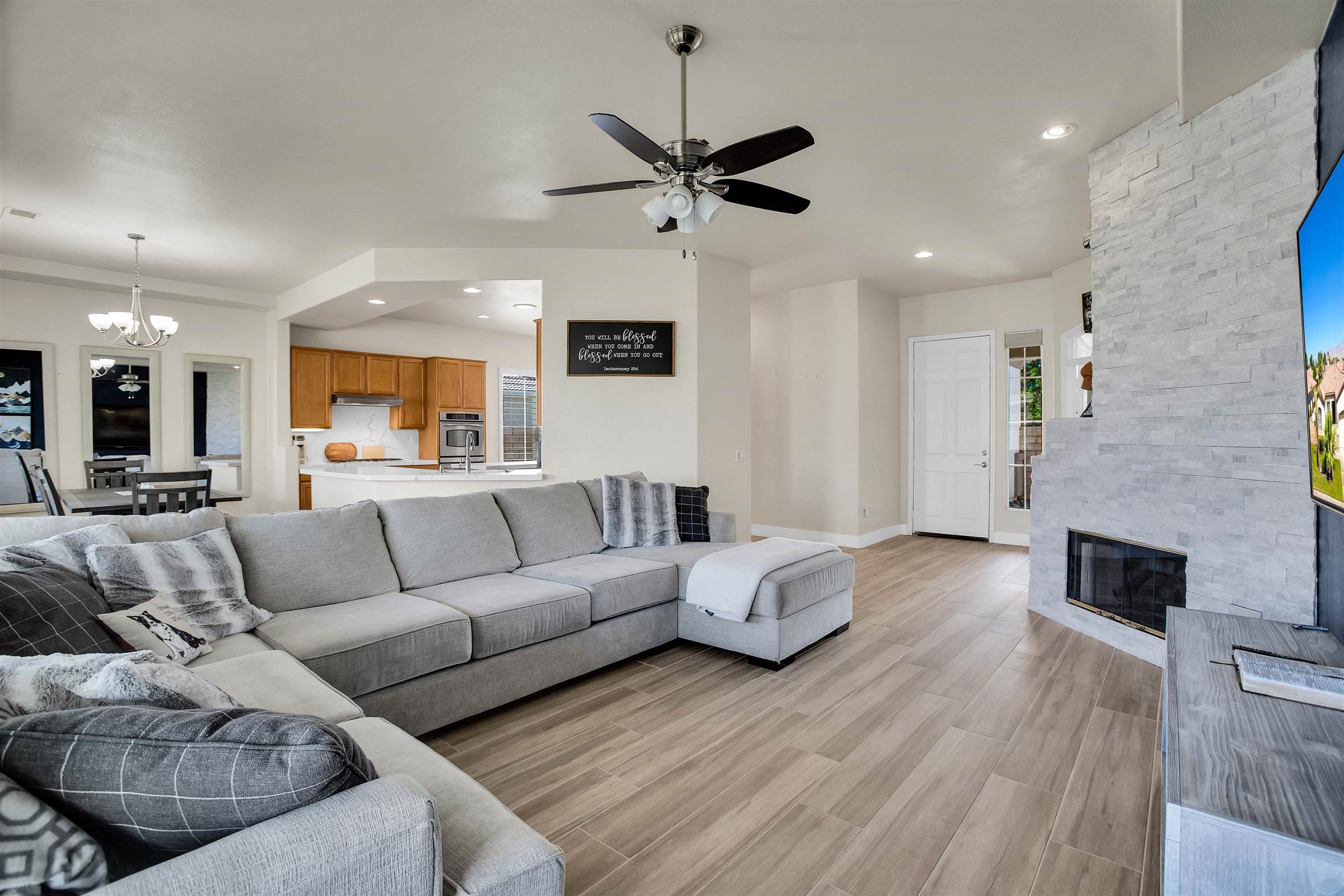 79930 Viento Dr, La Quinta, CA 92253