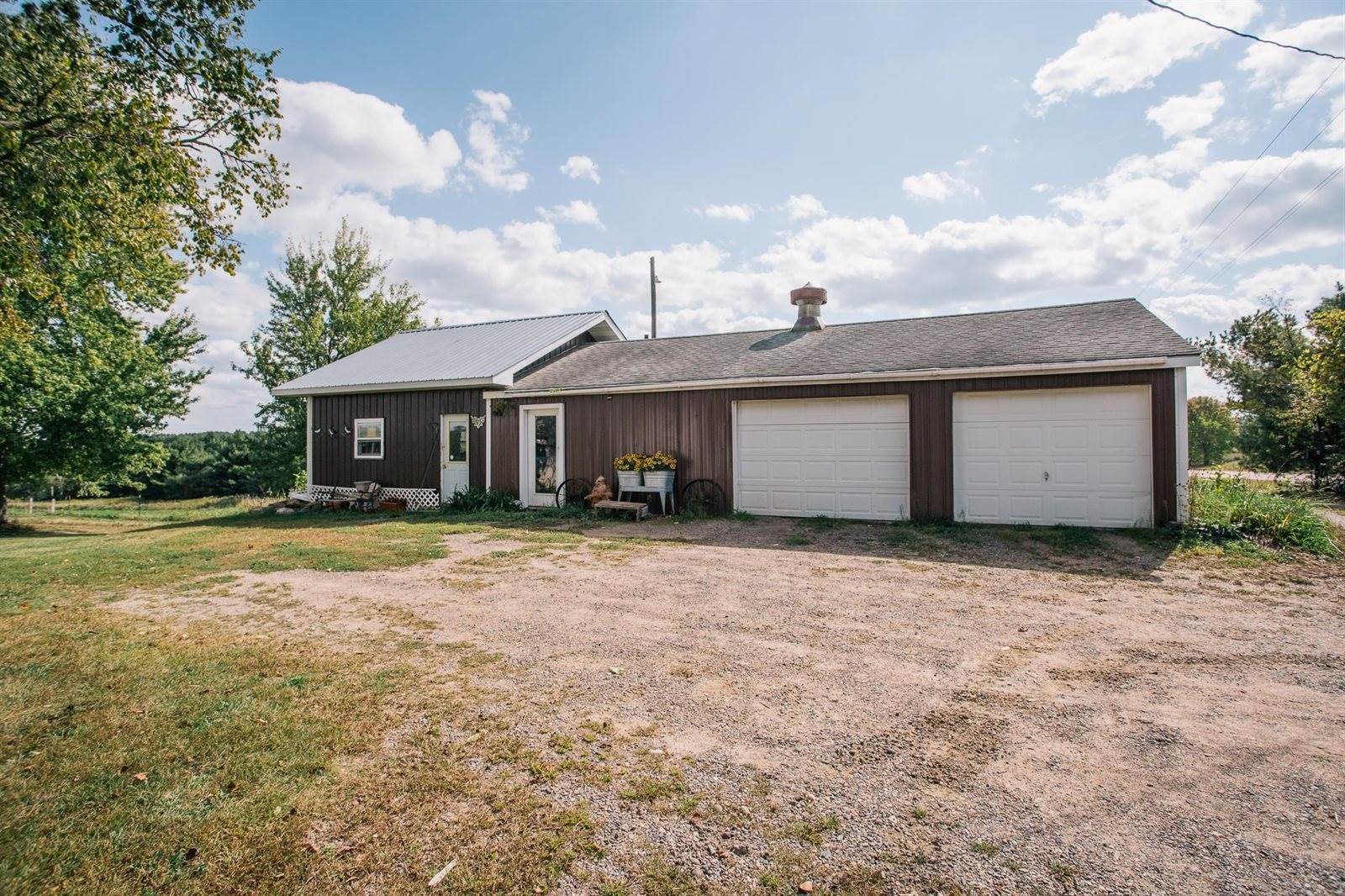 N6894 County Road G, Neillsville, WI 54456
