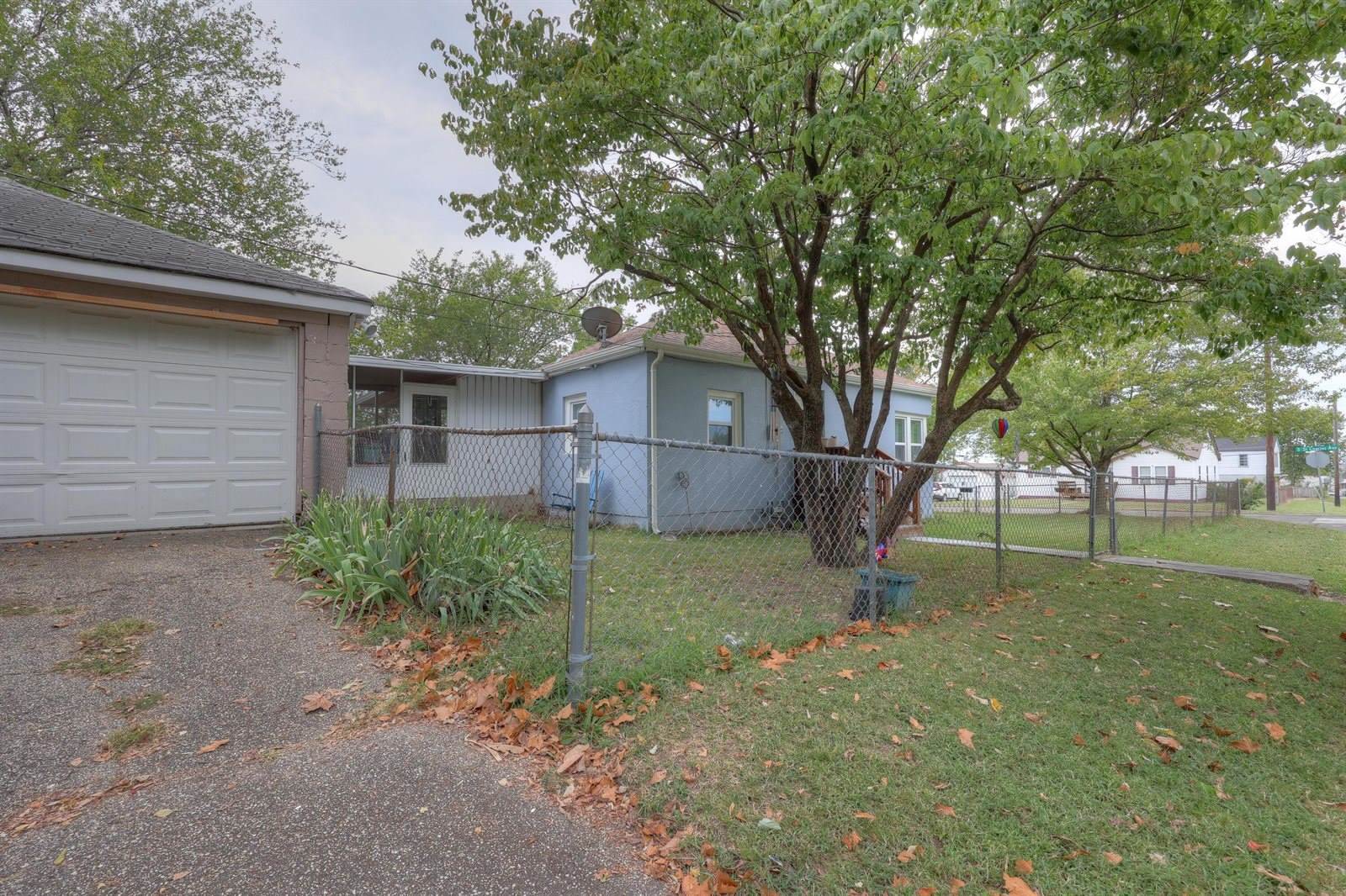 601 South St.Charles Avenue, Joplin, MO 64801