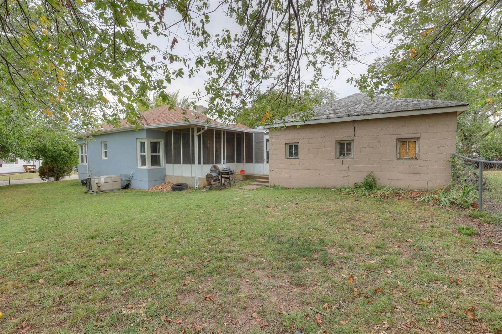 601 South St.Charles Avenue, Joplin, MO 64801