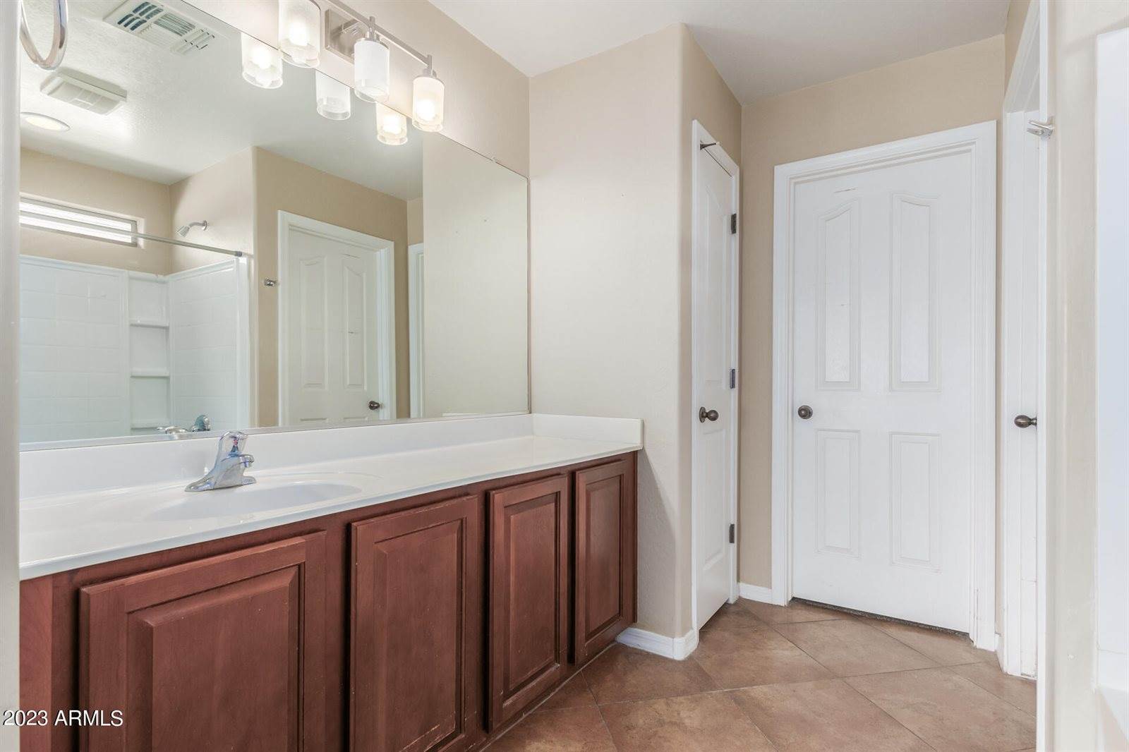 33009 North Quarry Hills Drive, San Tan Valley, AZ 85143