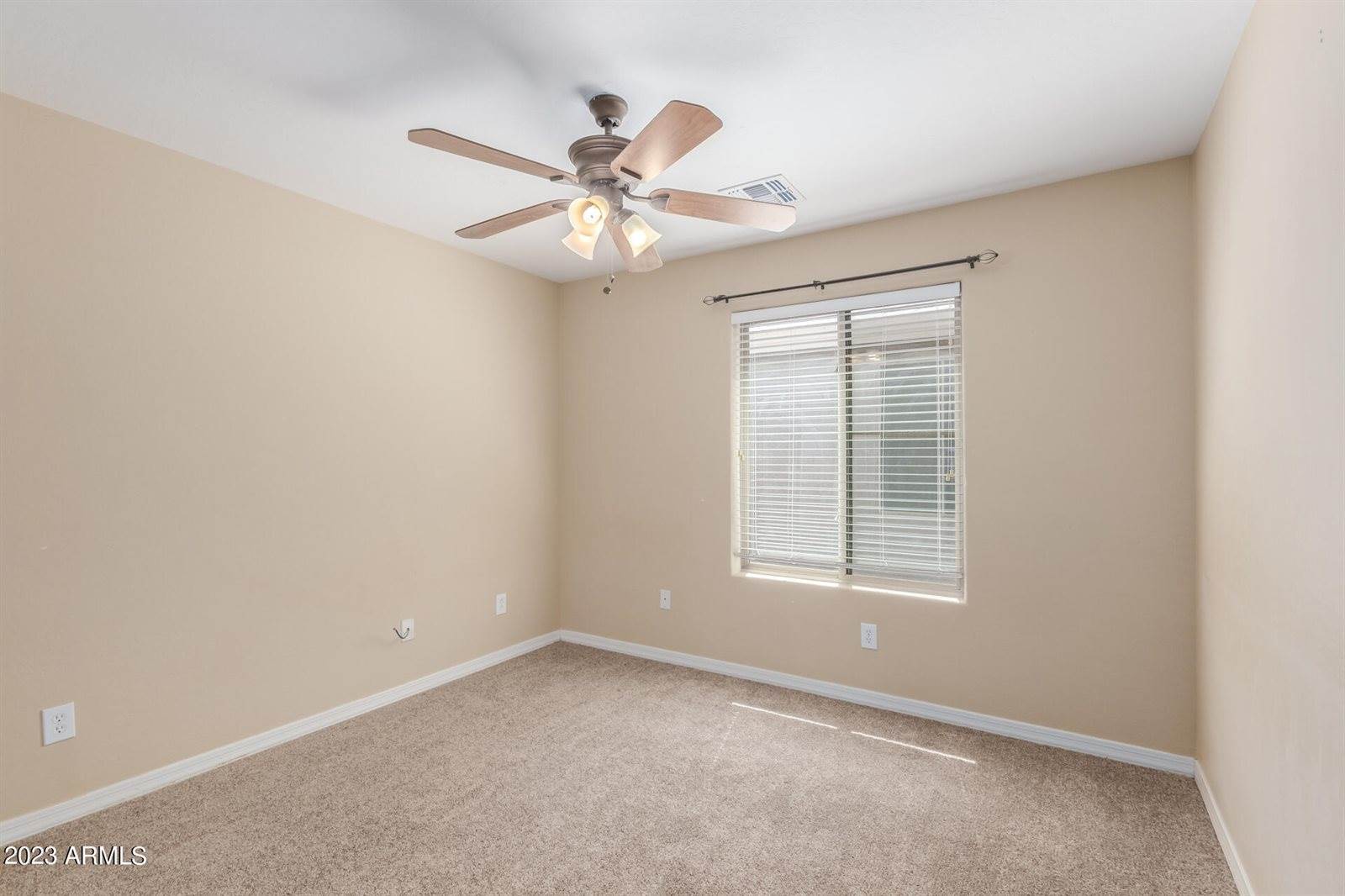 33009 North Quarry Hills Drive, San Tan Valley, AZ 85143