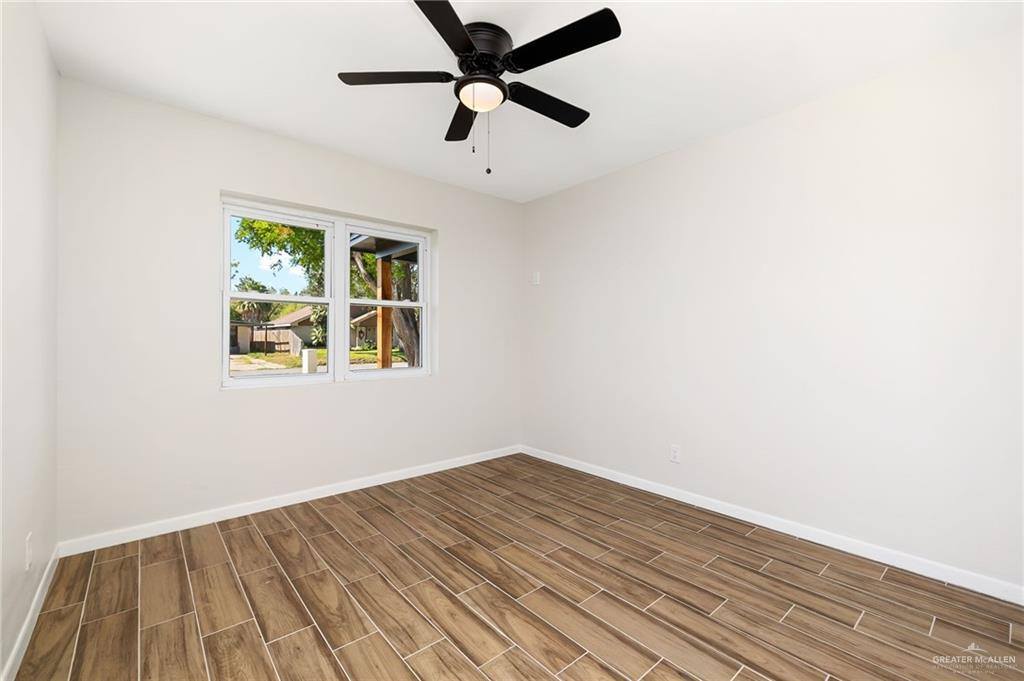 2432 Redwood Avenue, McAllen, TX 78501