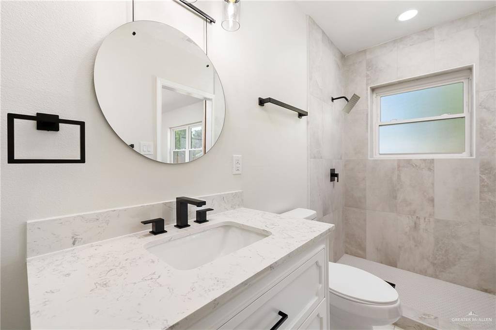 2432 Redwood Avenue, McAllen, TX 78501