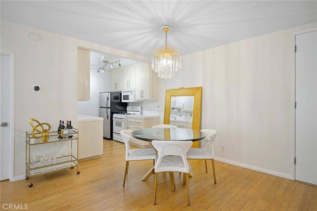 874 Hammond Street, West Hollywood, CA 90069