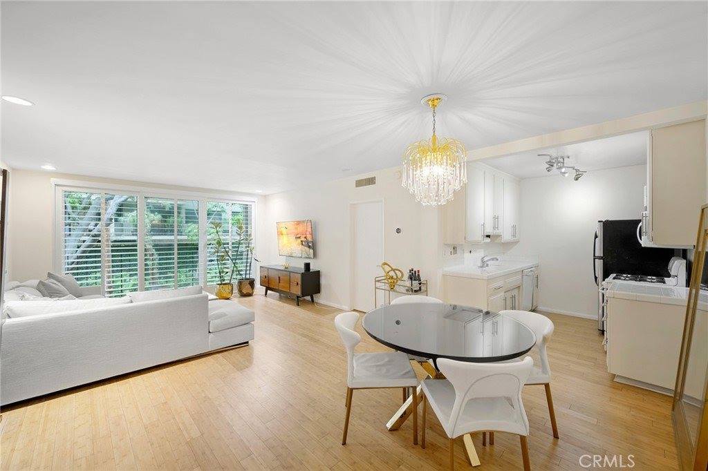 874 Hammond Street, West Hollywood, CA 90069