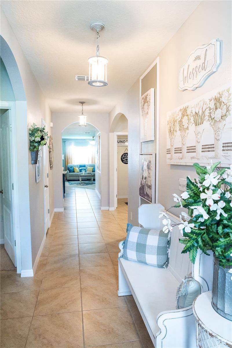 663 Squires Grove Drive, Winter Haven, FL 33880