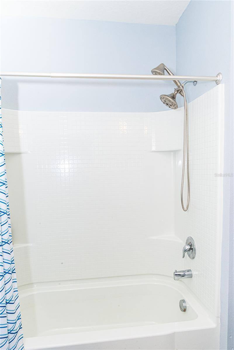 663 Squires Grove Drive, Winter Haven, FL 33880