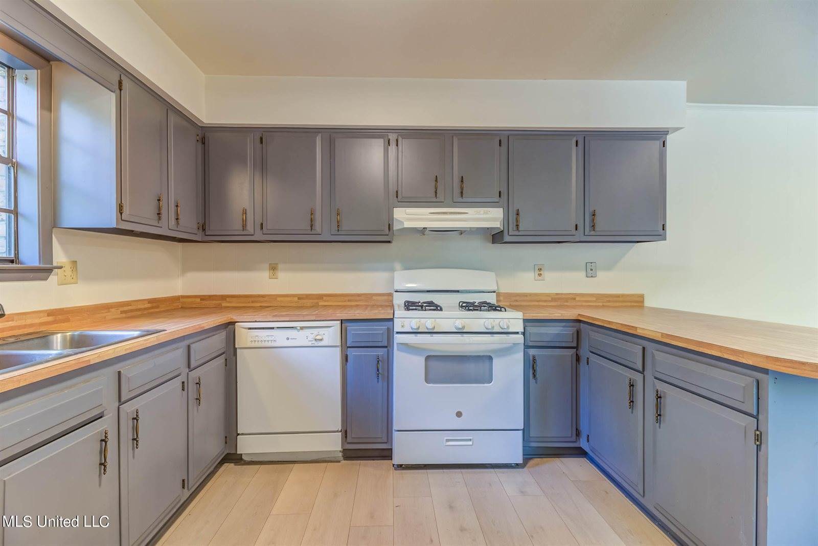 2305 Joan Avenue, Gulfport, MS 39501