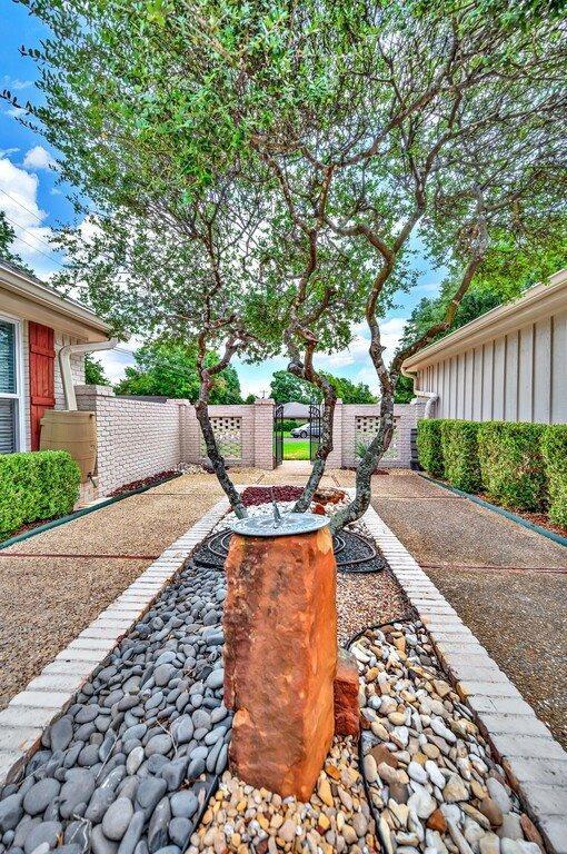 5513 Lake Jackson Drive, Waco, TX 76710