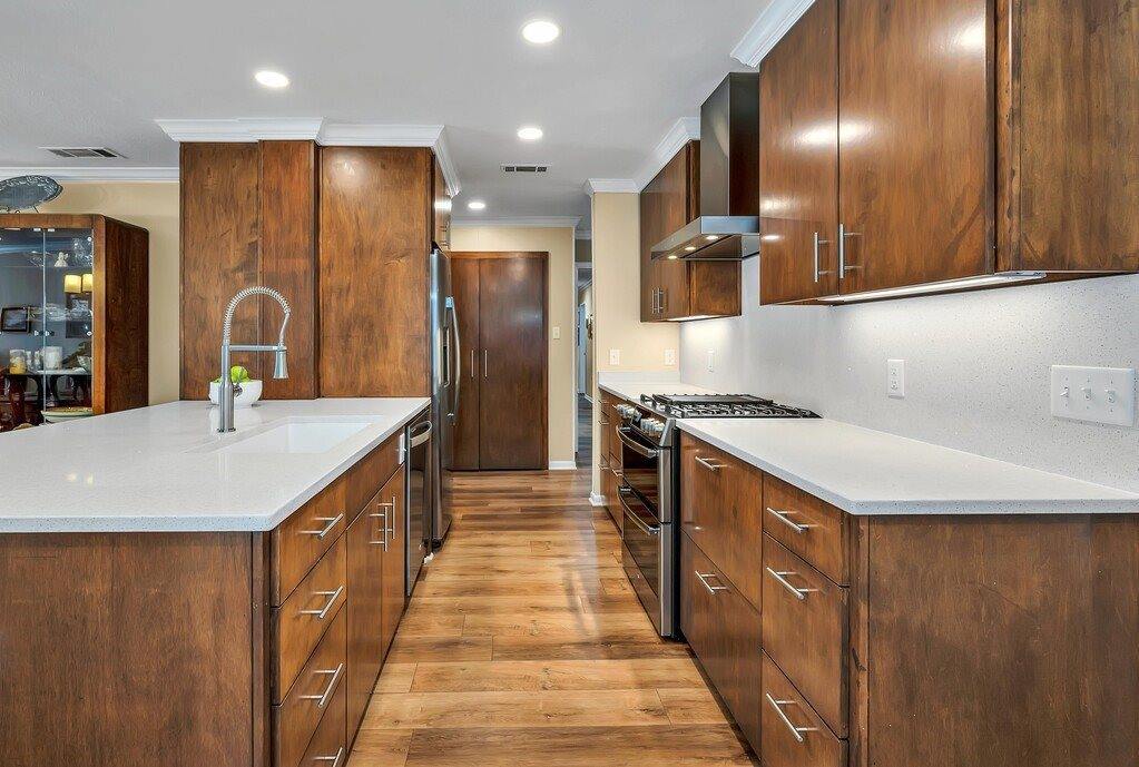 5513 Lake Jackson Drive, Waco, TX 76710