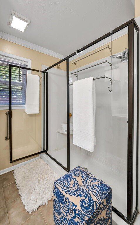 5513 Lake Jackson Drive, Waco, TX 76710